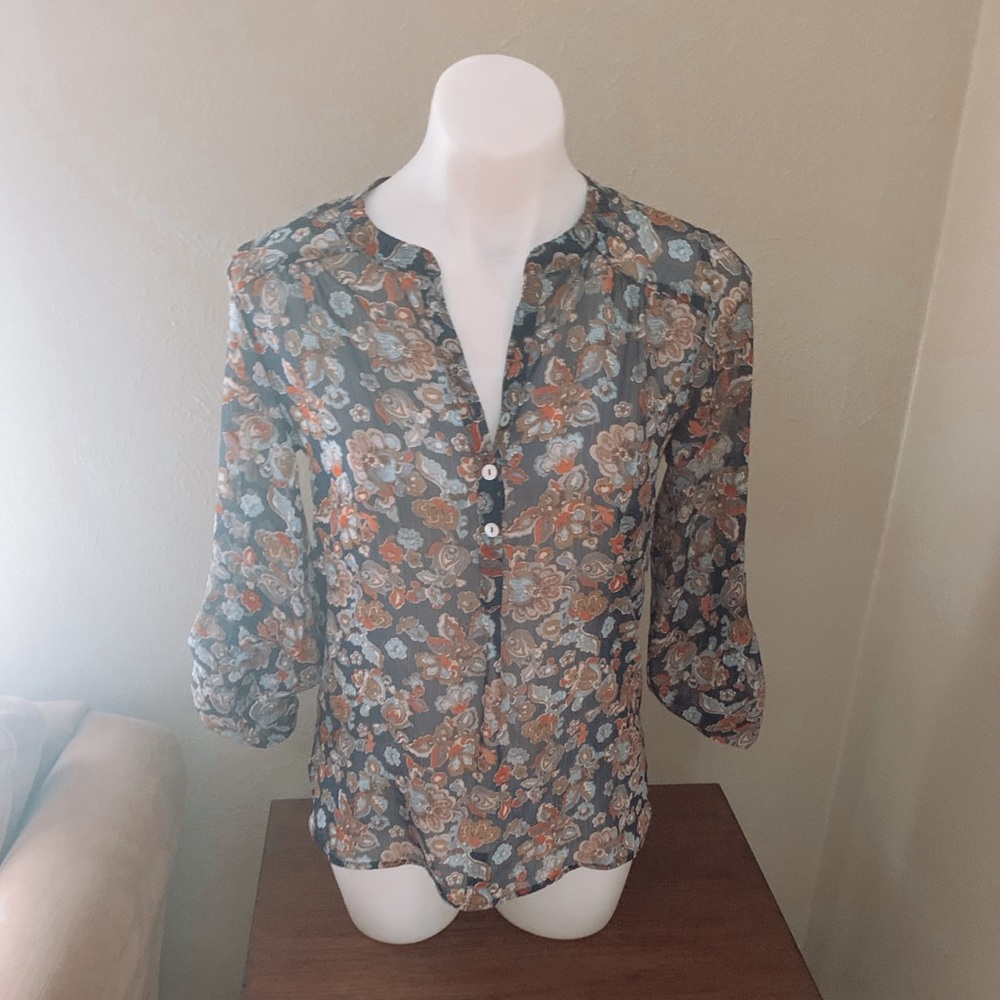 pattered blouse